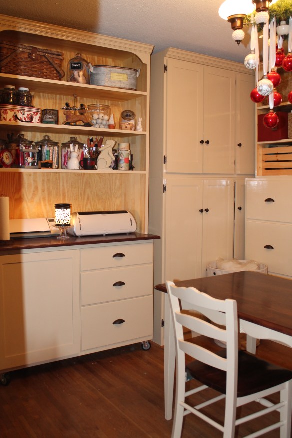 new craft room 2 008